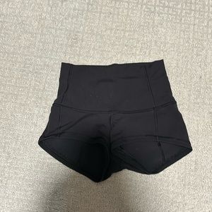 Lululemon spandex shorts